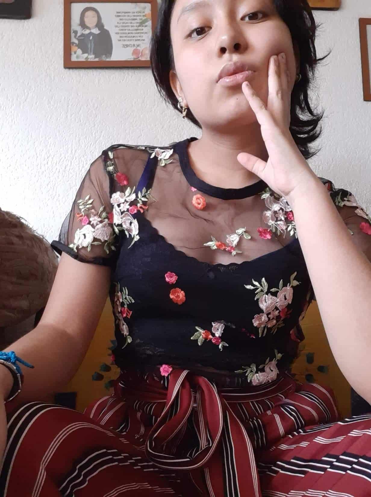 7 (1)