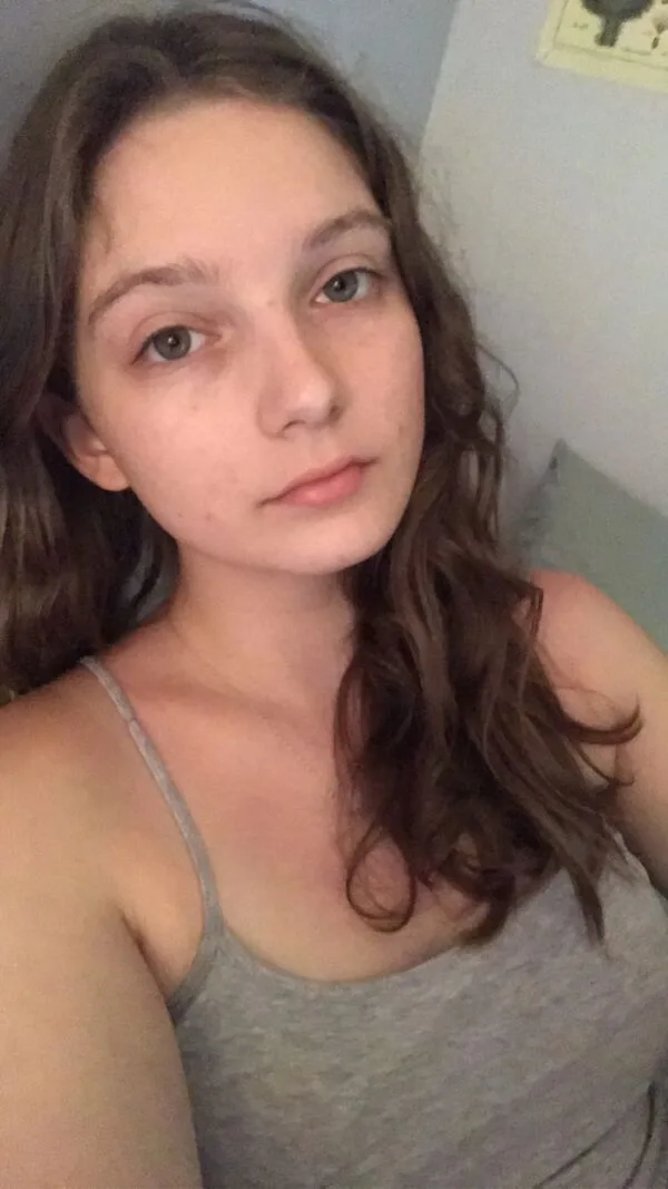 (14) Kendra Banker 😱